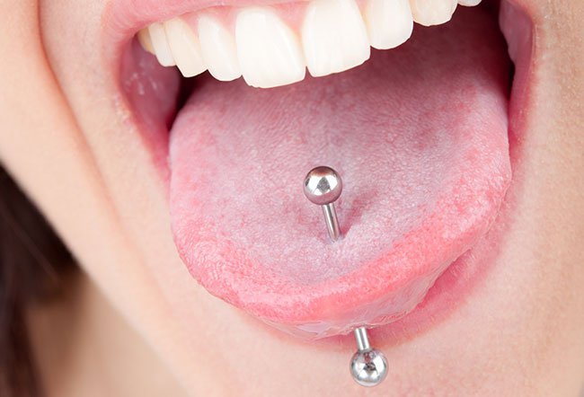 tongue Piercing 